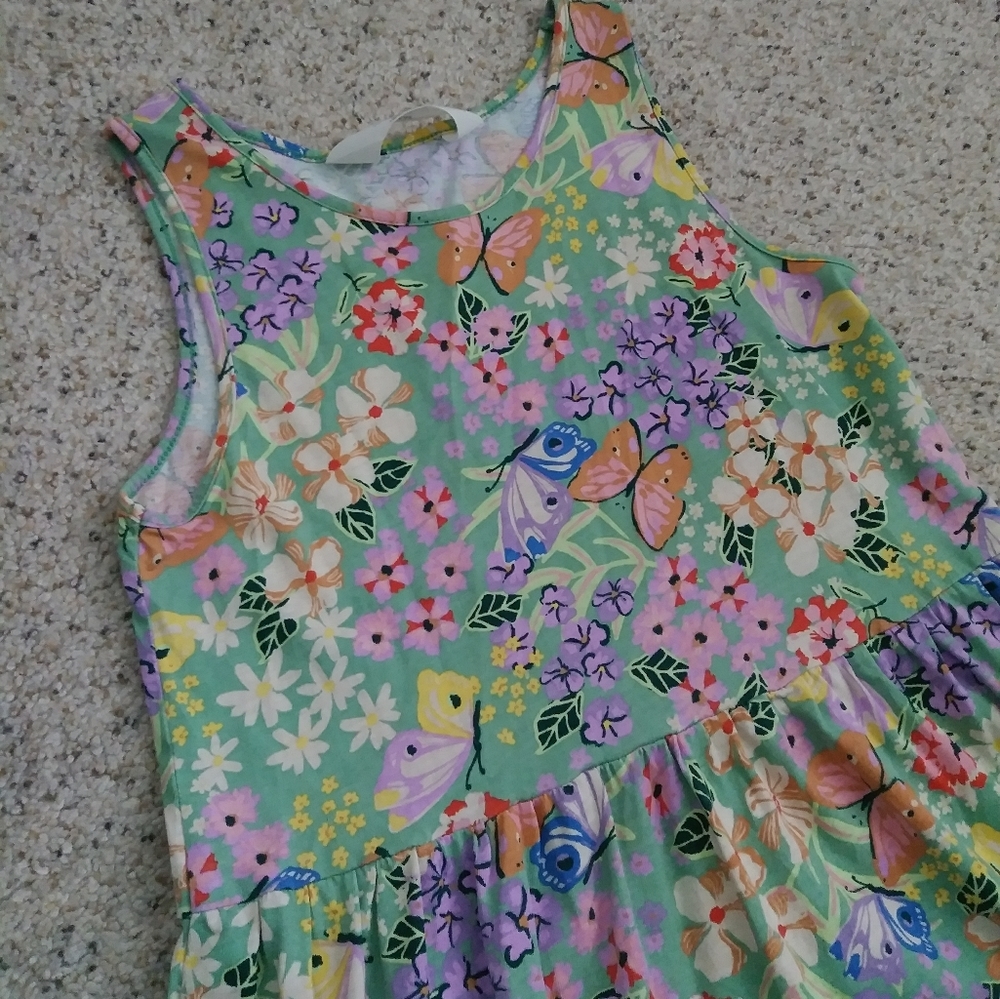 Spring dress - Picture 3 of 6